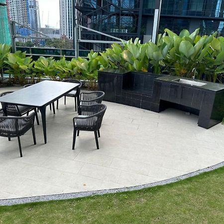 Eaton Residences Klcc By Perkasa Ikon Kuala Lumpur Exterior photo