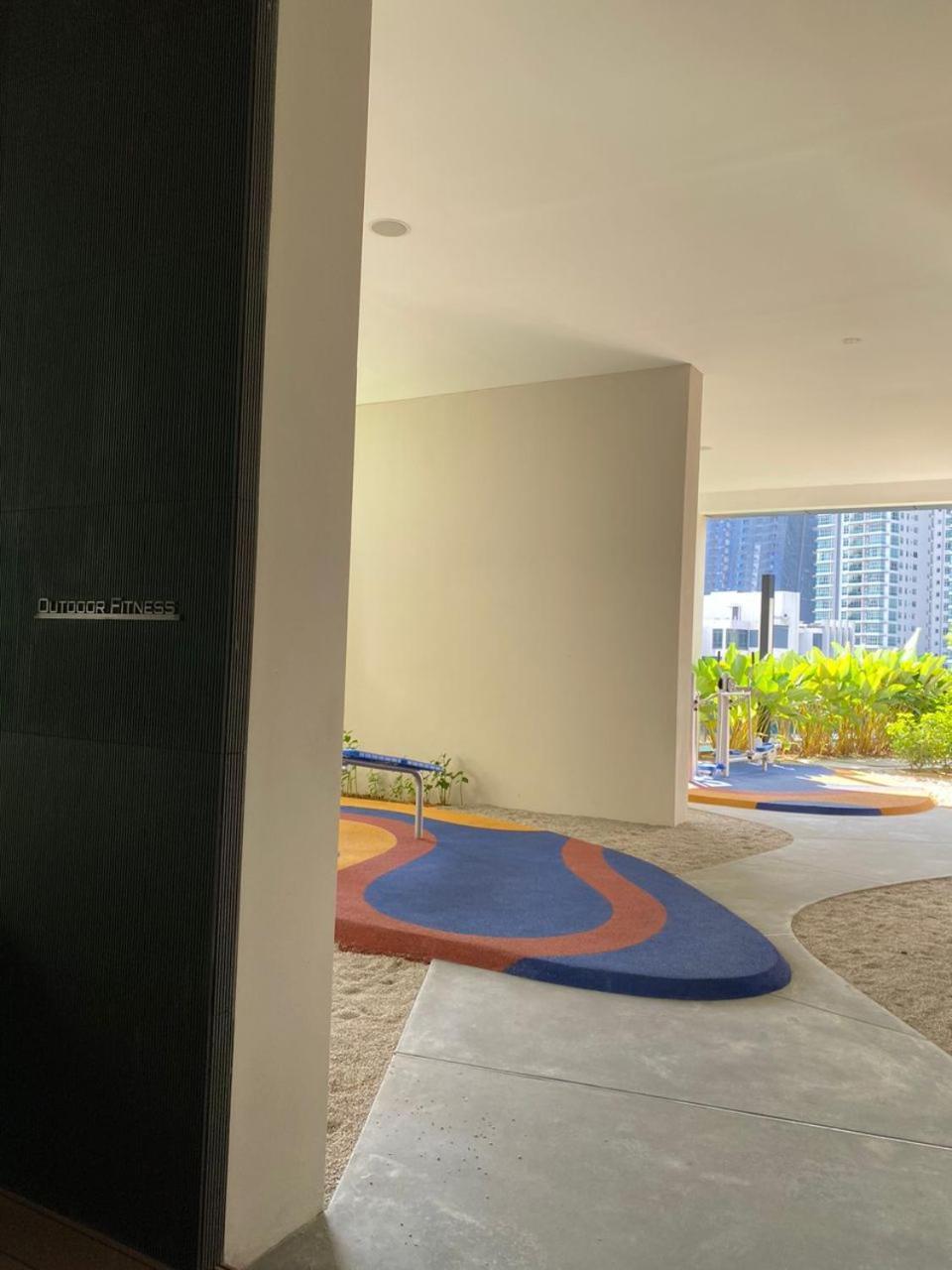 Eaton Residences Klcc By Perkasa Ikon Kuala Lumpur Exterior photo